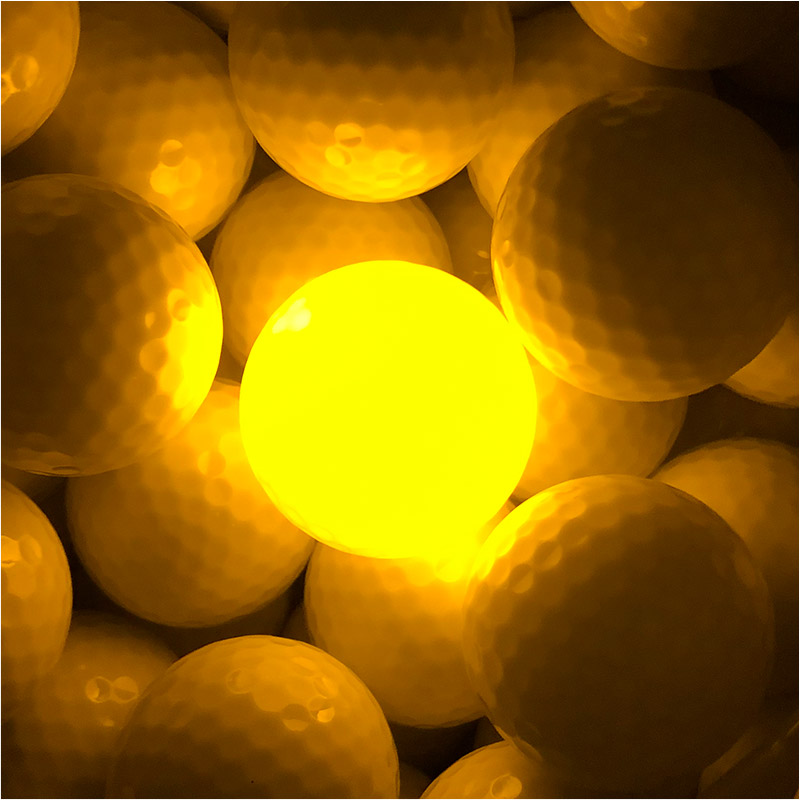Gule LED lys golfbolde